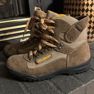 Salomon Contagrip Hiking Shoes Brown & Gold size 6.5